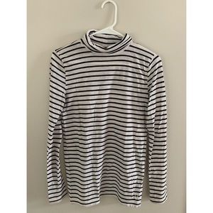 black and off white striped shirt